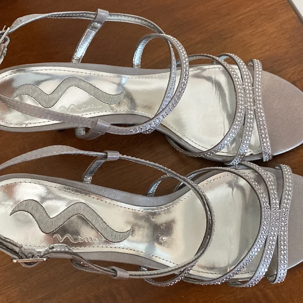 Nina Strap Heels Open Toes Sandals Silver Color Size 8.5 M